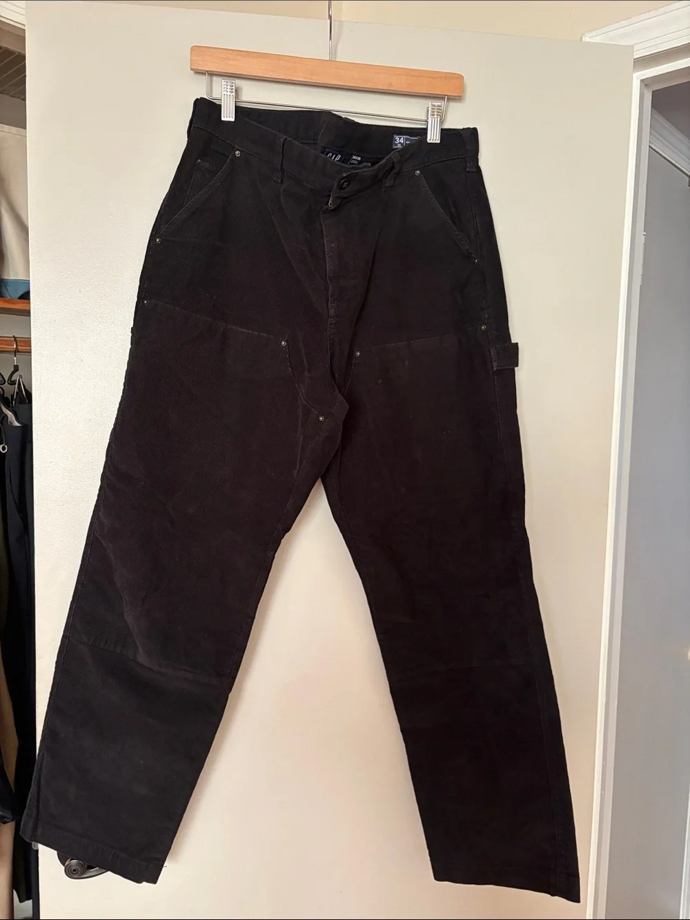 GAP Men’s Black Corduroy Carpenter Pants